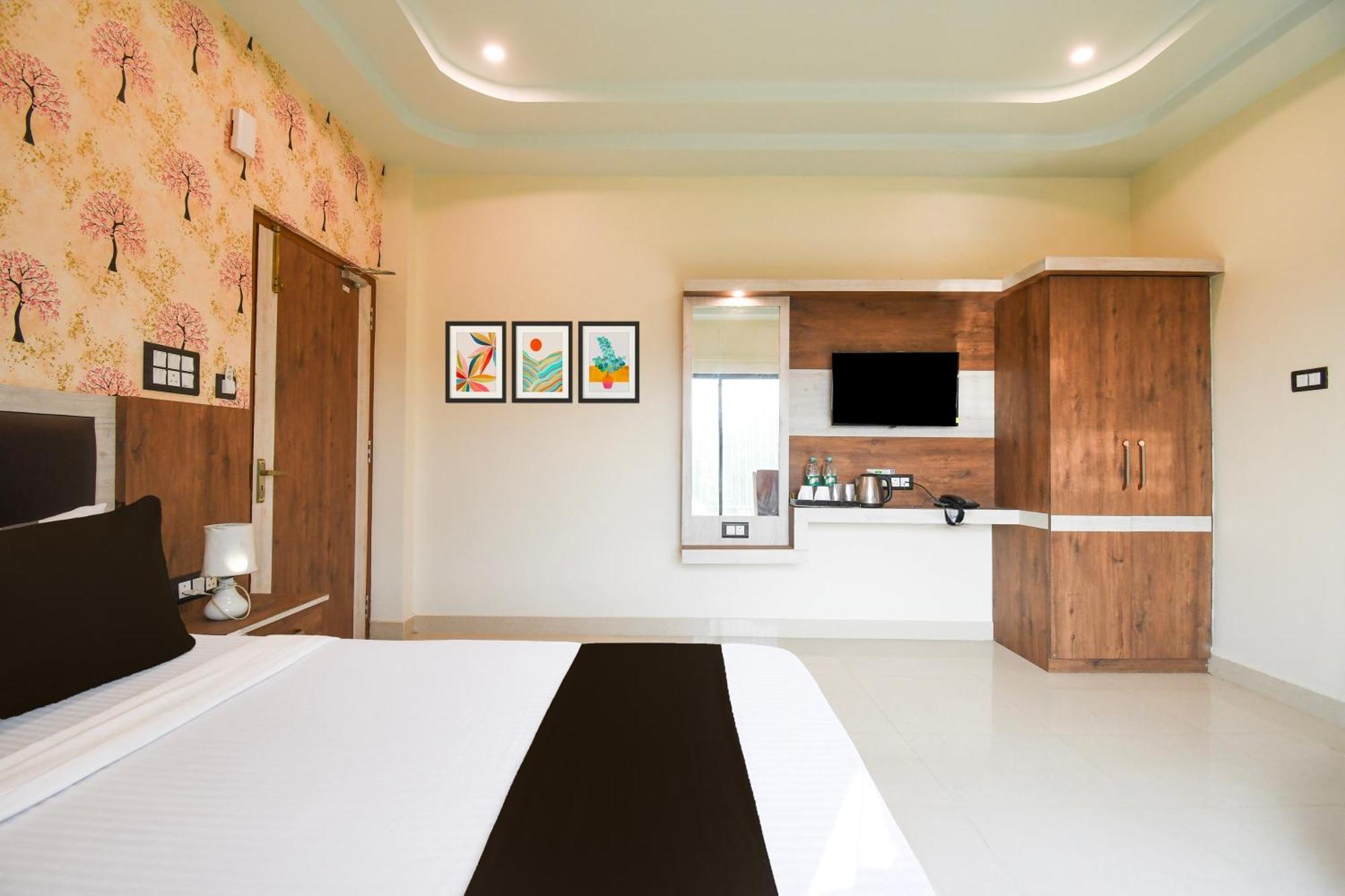 Hotel O Nilmadhab International タラピス エクステリア 写真
