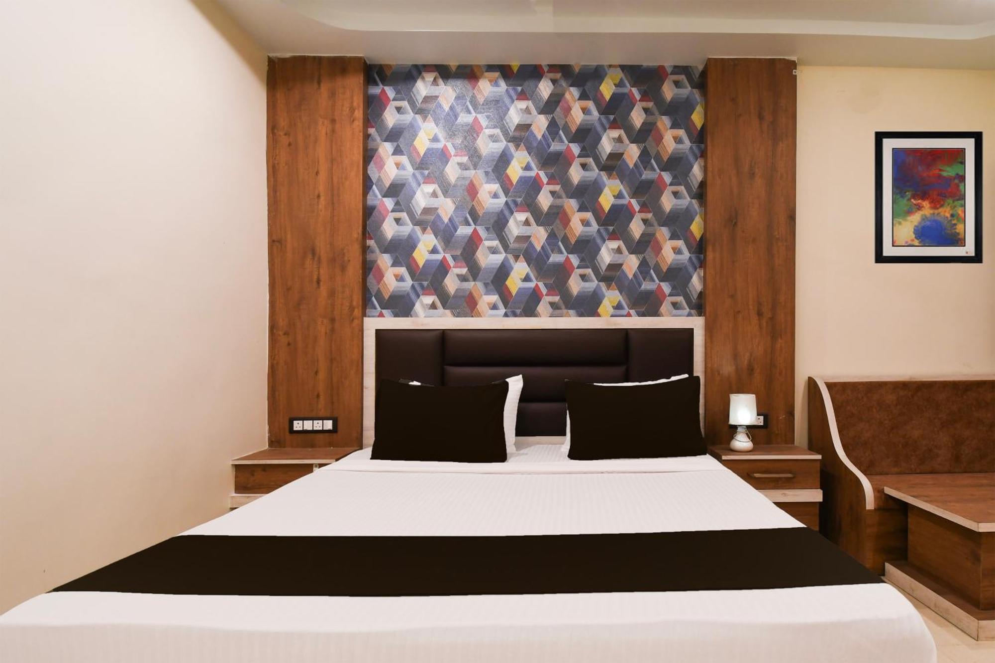 Hotel O Nilmadhab International タラピス エクステリア 写真